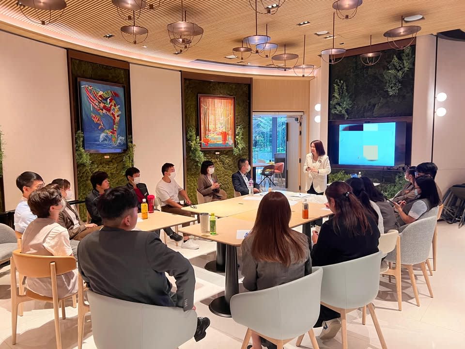 Luxury Service Etiquette Training for Leading Developer
